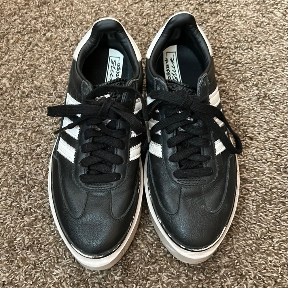 Women’s addidas